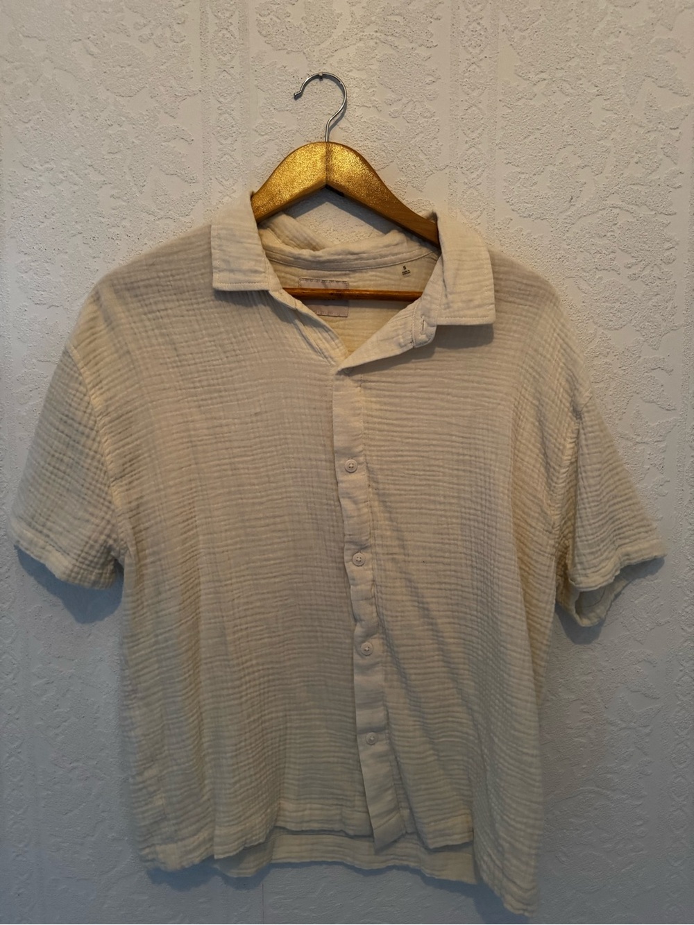 PacSun Men's Short-Sleeve Button-Down Shirt in Cream